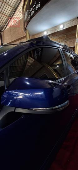 تۆیۆتا کۆرۆلا کرۆس